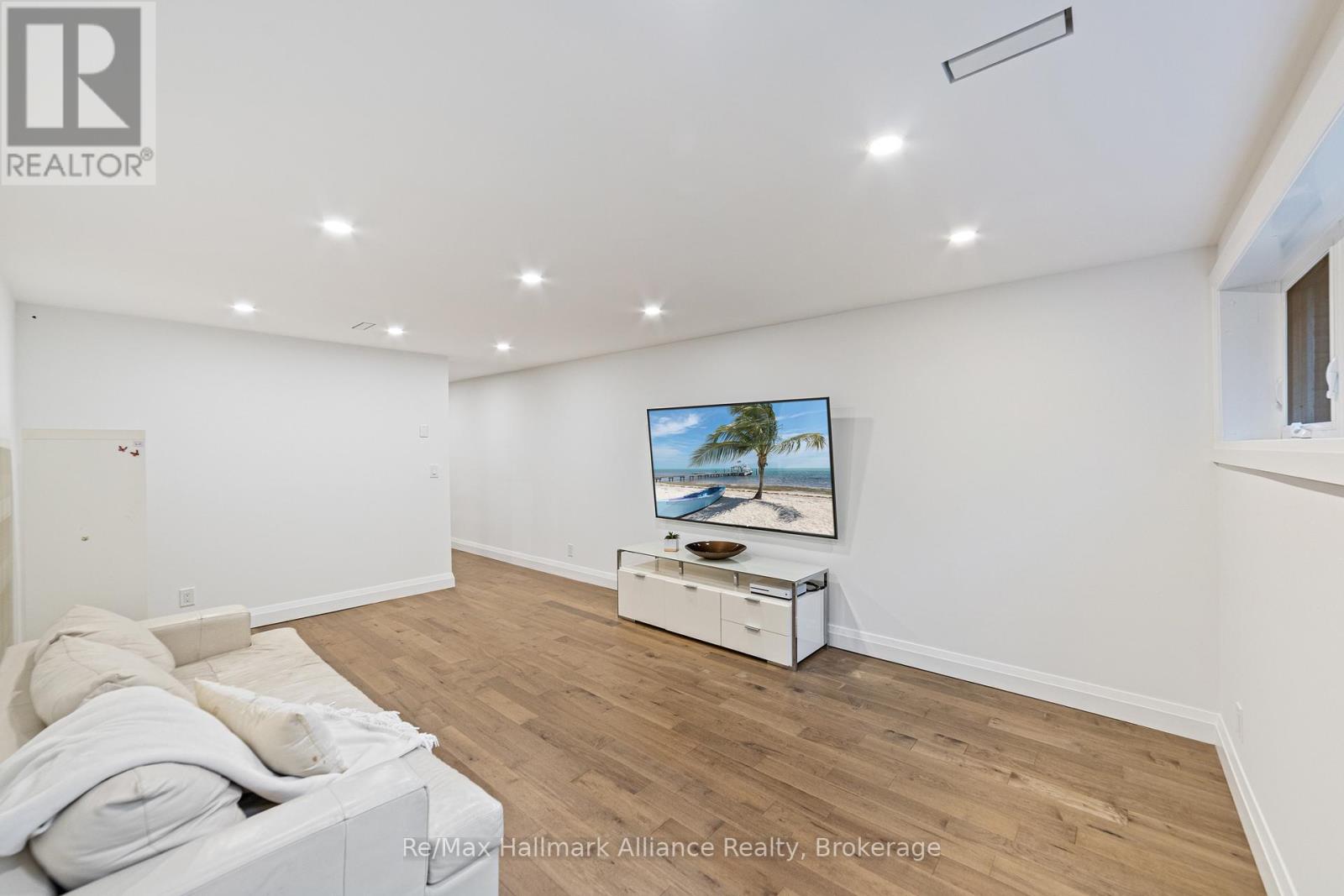 247 WILLOWRIDGE COURT