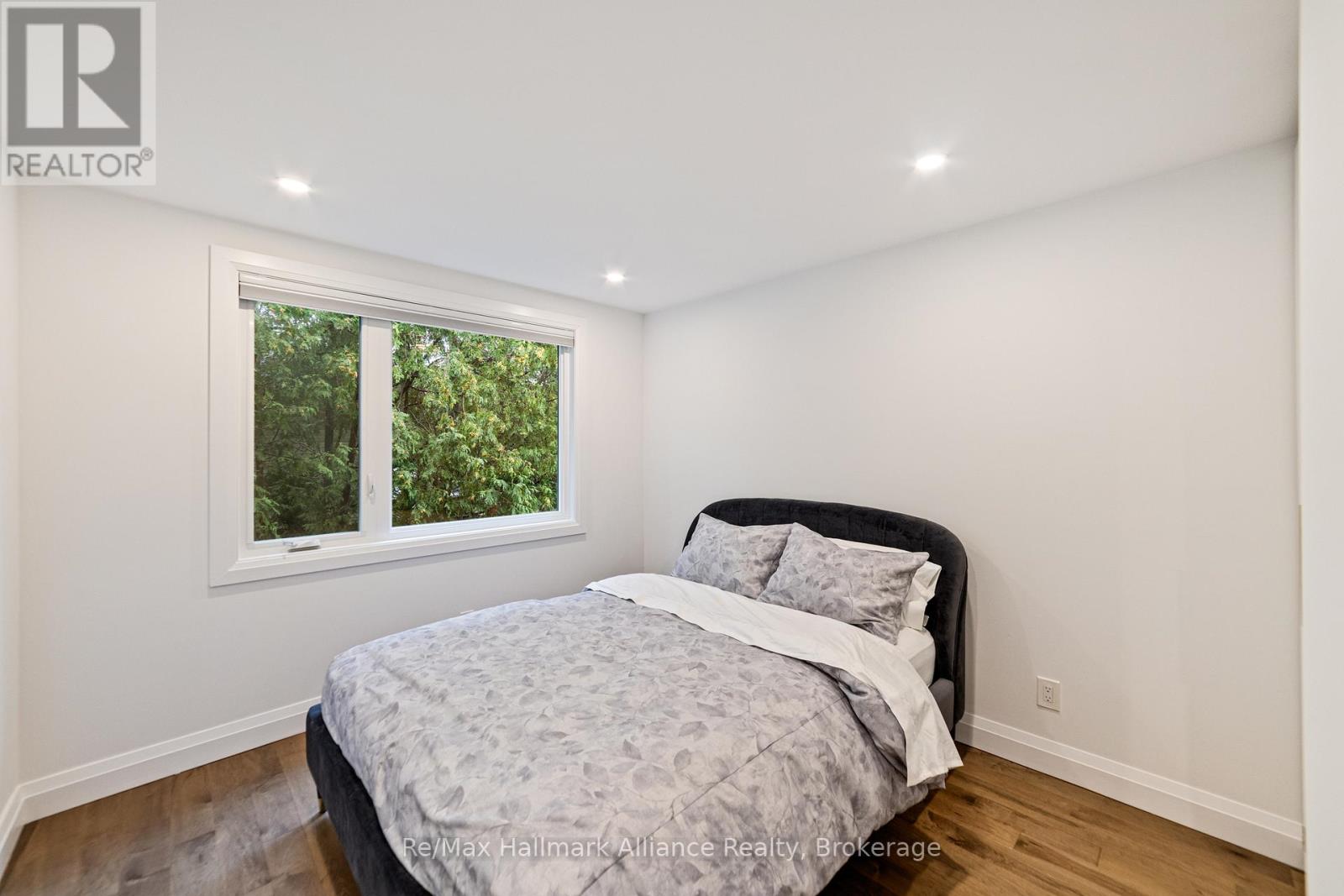 247 WILLOWRIDGE COURT