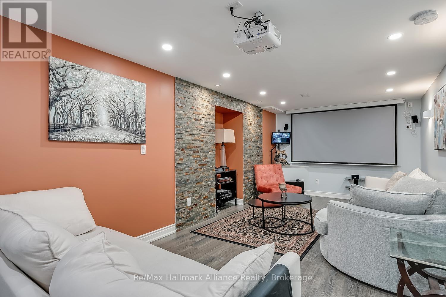 177 SIXTEEN MILE DRIVE