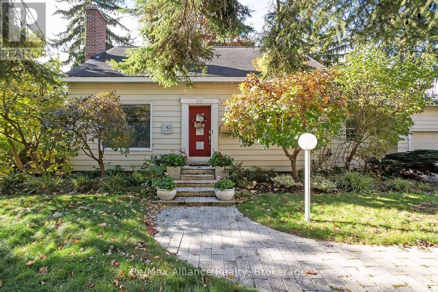 42 CHARTWELL ROAD