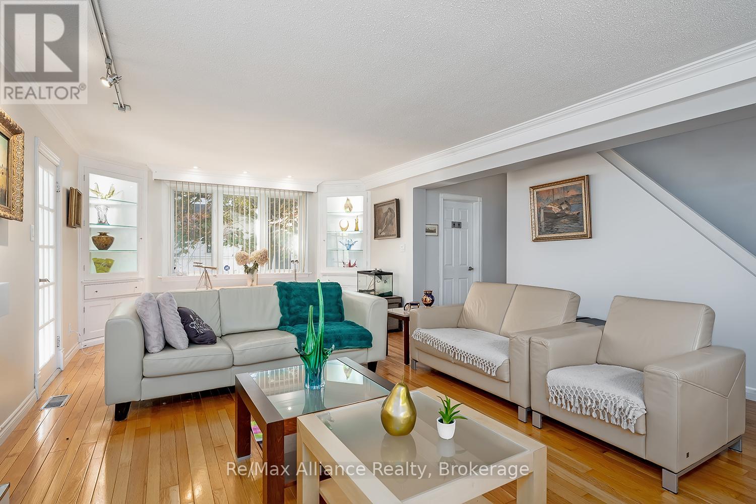 42 CHARTWELL ROAD
