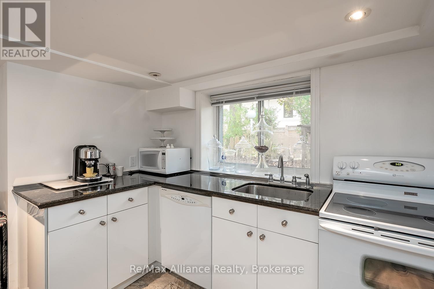 42 CHARTWELL ROAD