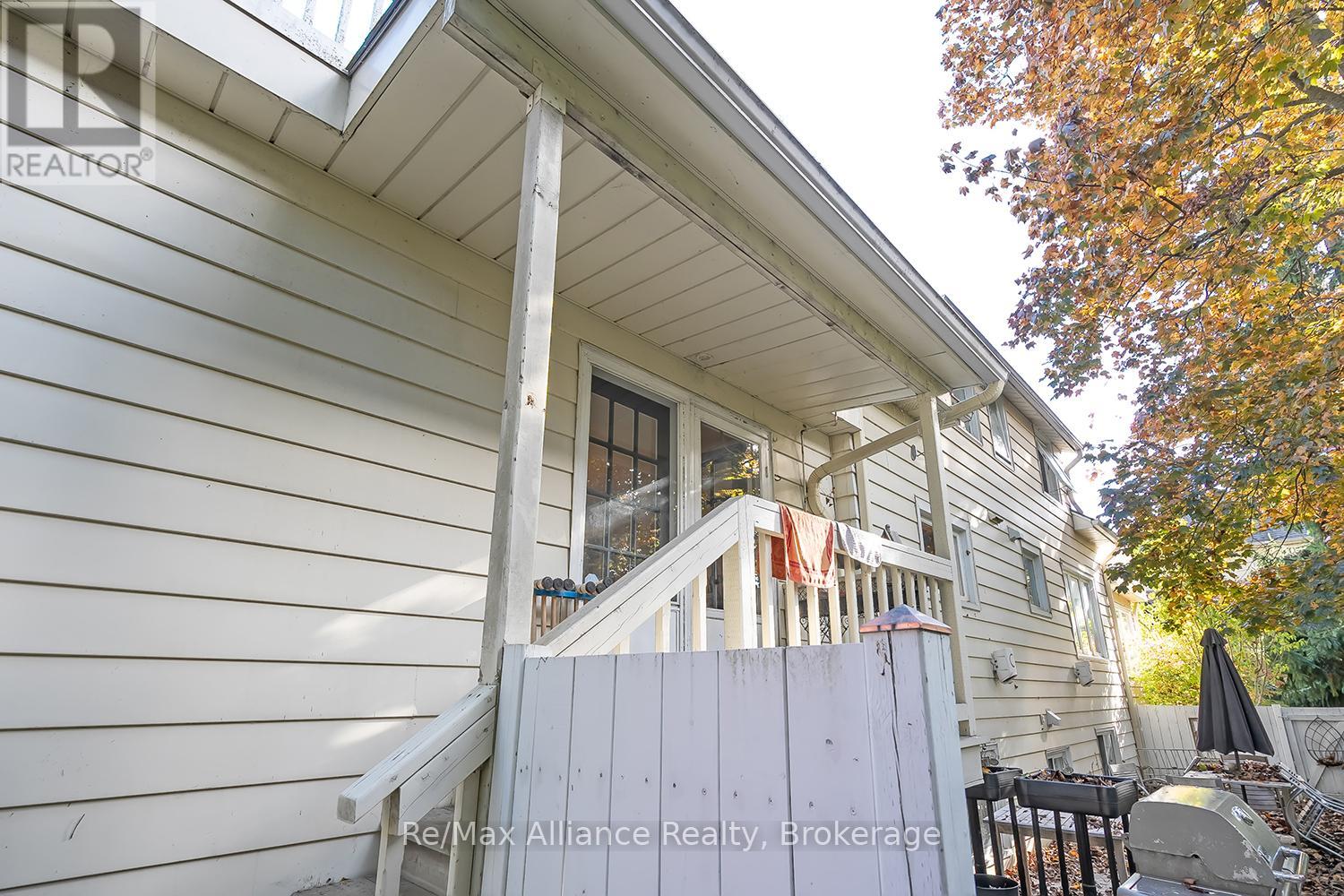 42 CHARTWELL ROAD