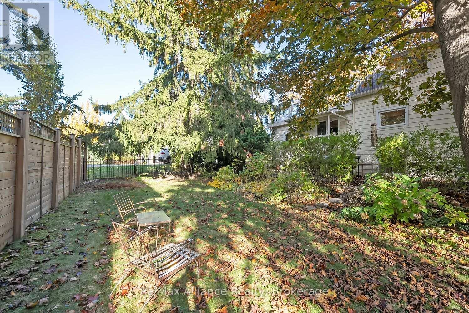 42 CHARTWELL ROAD