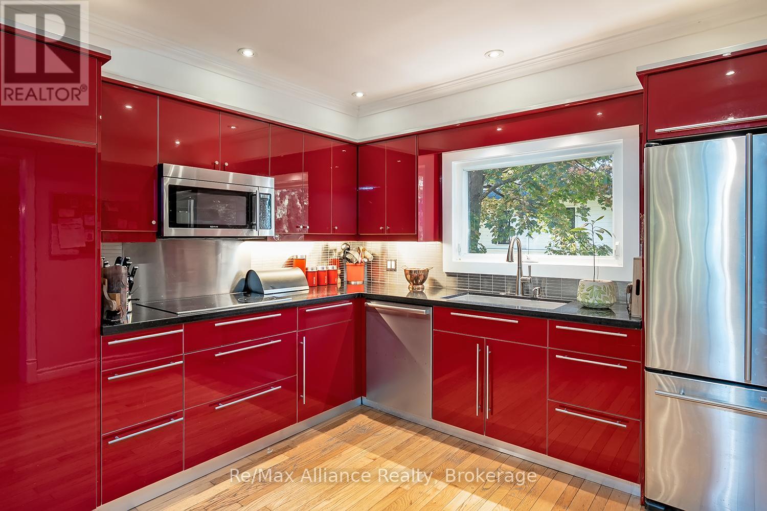 42 CHARTWELL ROAD