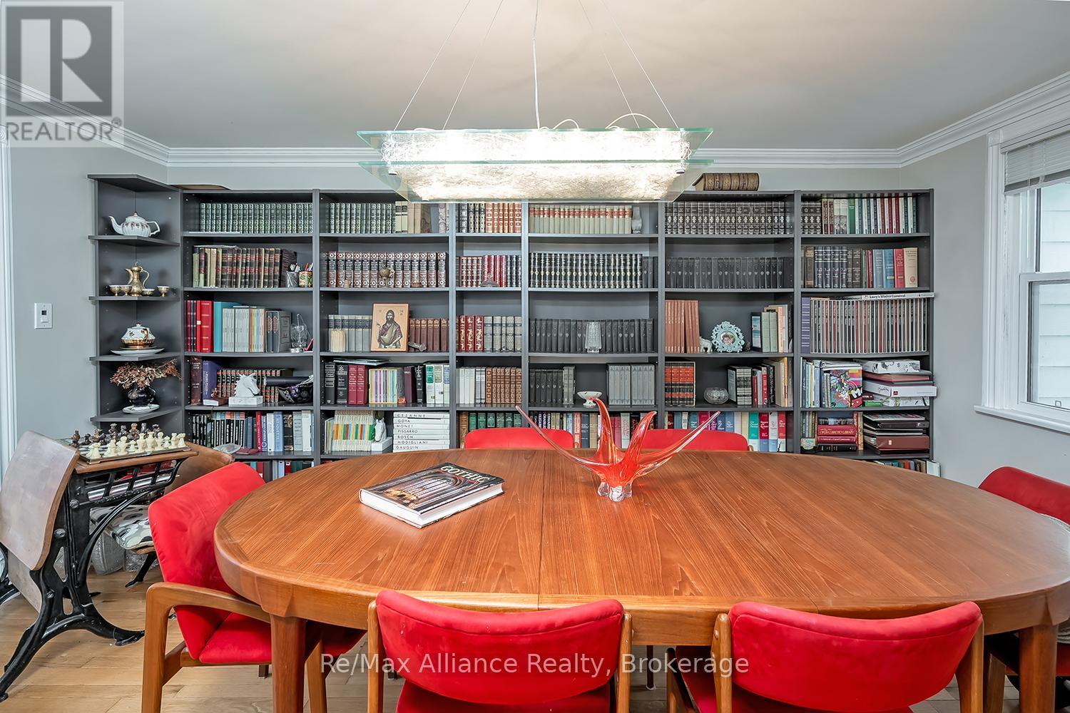 42 CHARTWELL ROAD