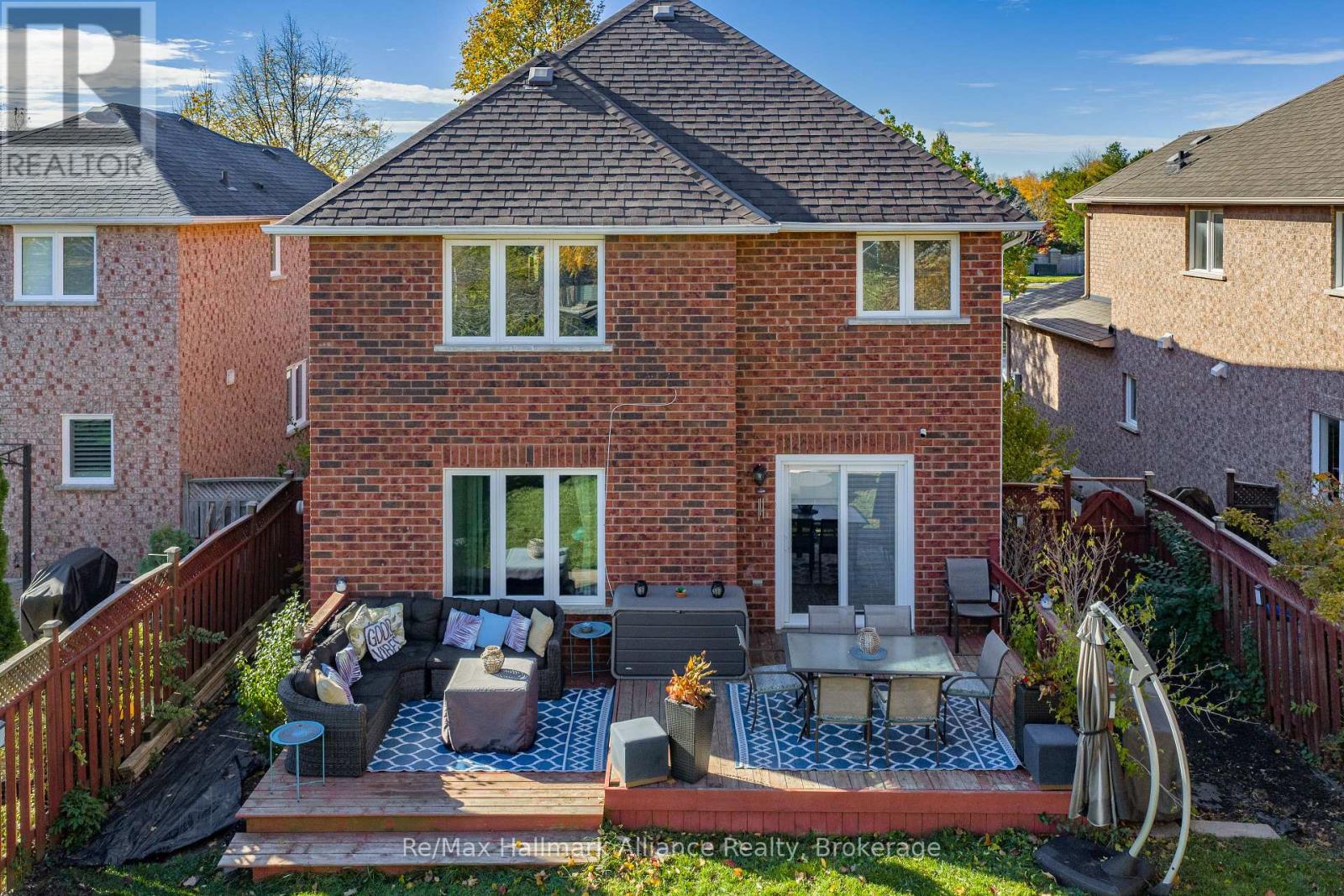 2411 EAST GATE CRESCENT