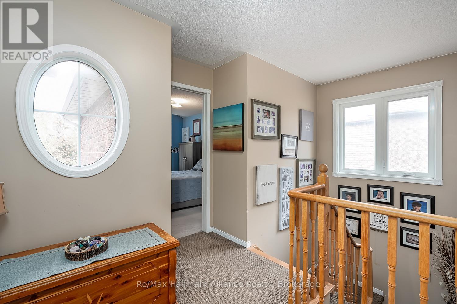 2411 EAST GATE CRESCENT