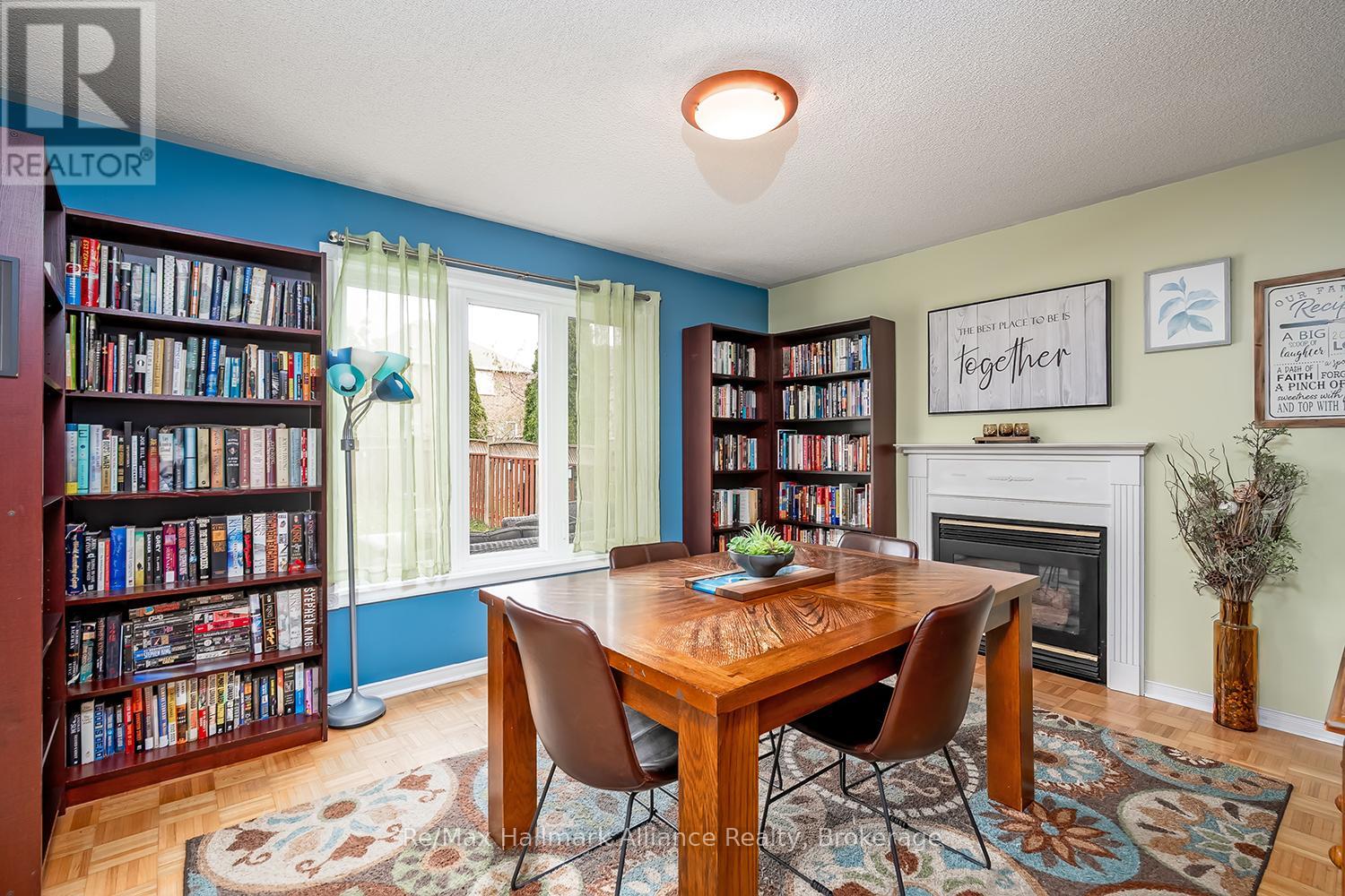 2411 EAST GATE CRESCENT