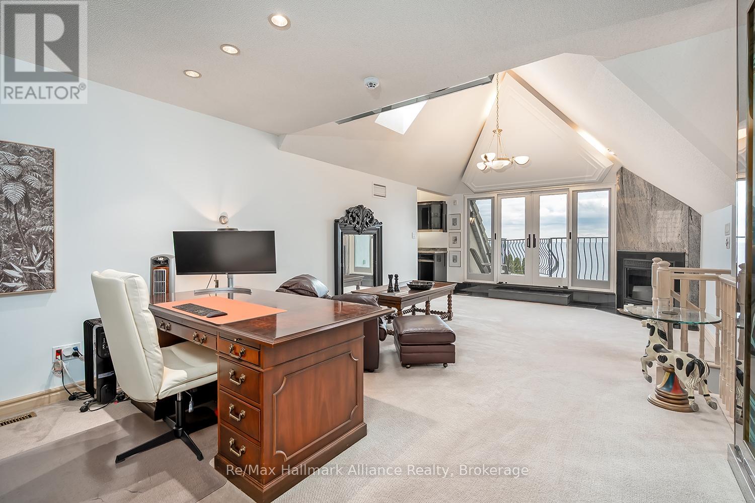 3206 SHORELINE DRIVE