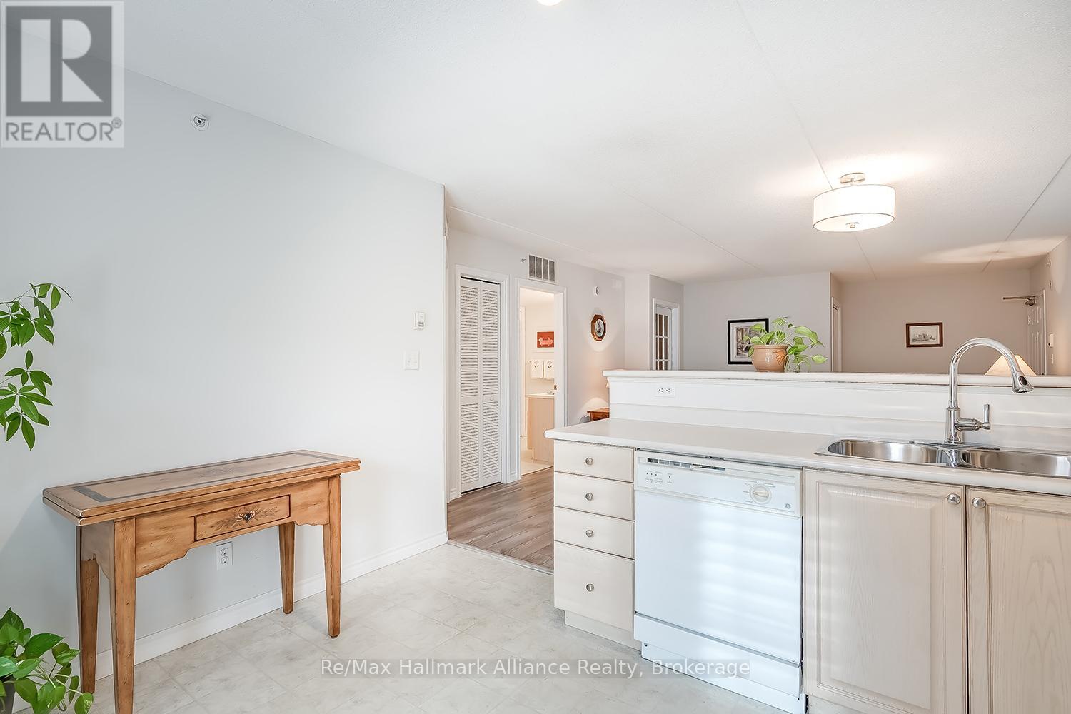 107 - 1820 WALKERS LINE