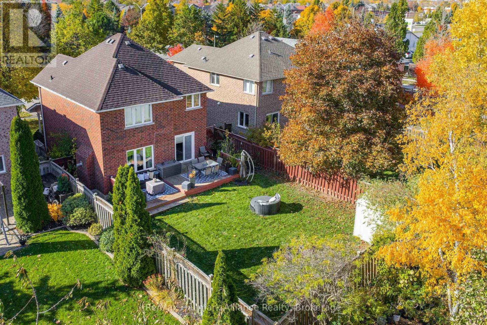 2411 EAST GATE CRESCENT