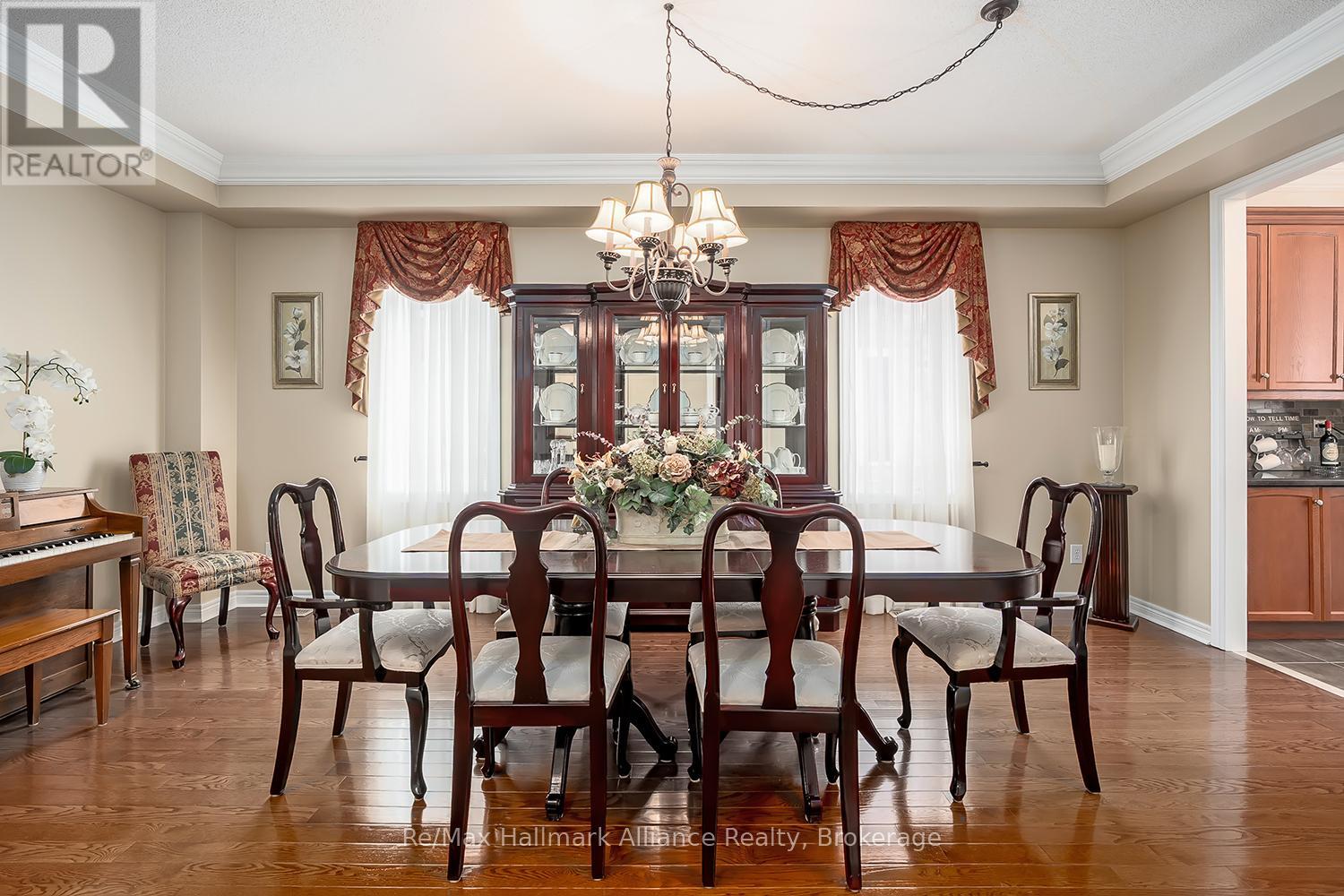 2489 WHISTLING SPRINGS CRESCENT