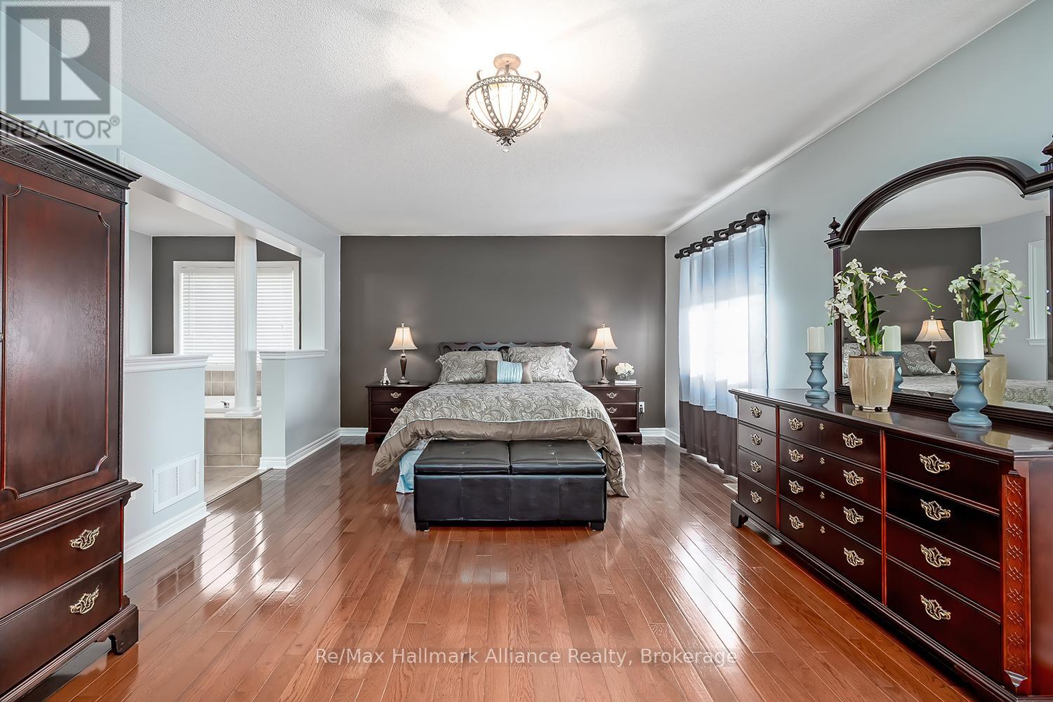 2489 WHISTLING SPRINGS CRESCENT