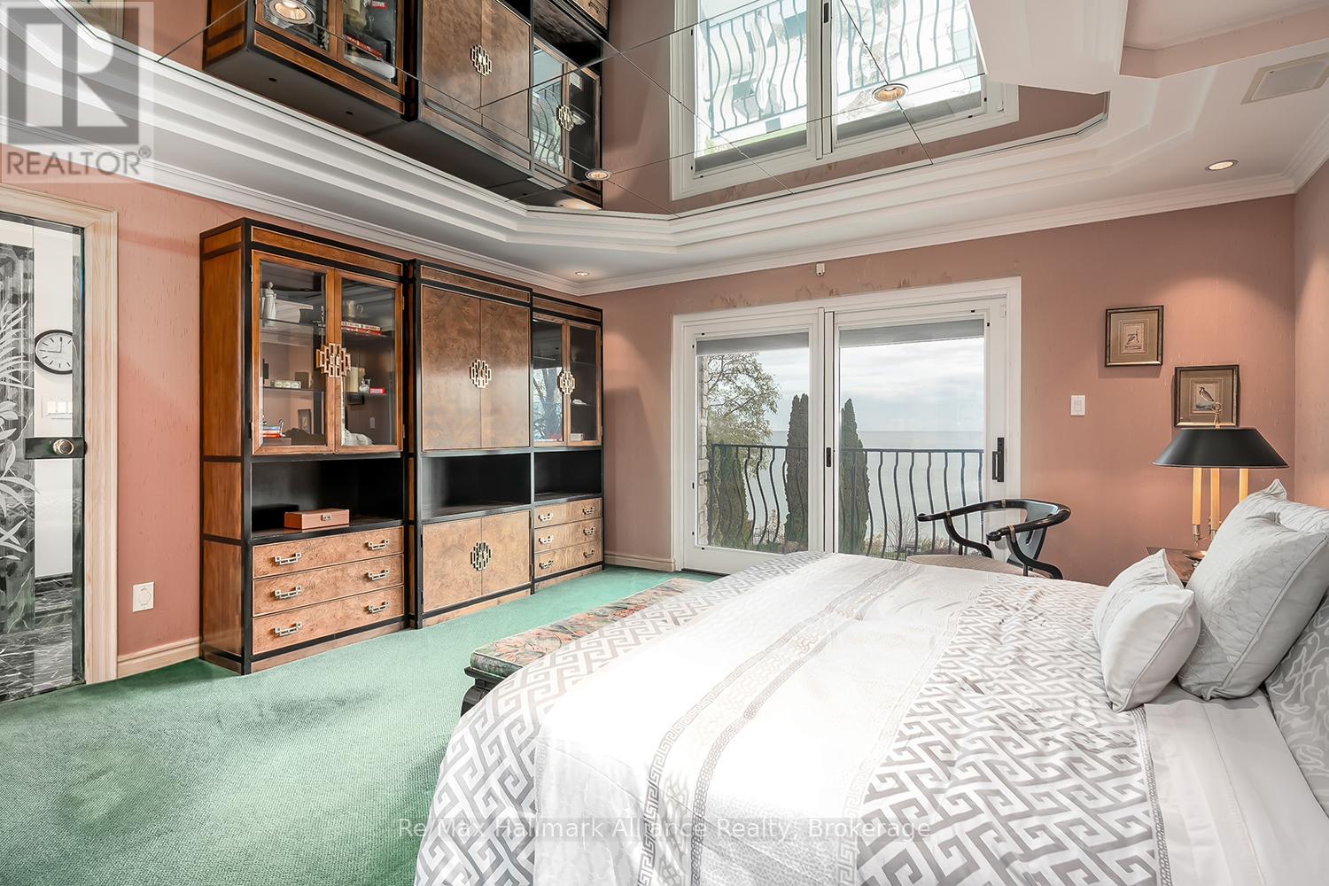 3206 SHORELINE DRIVE