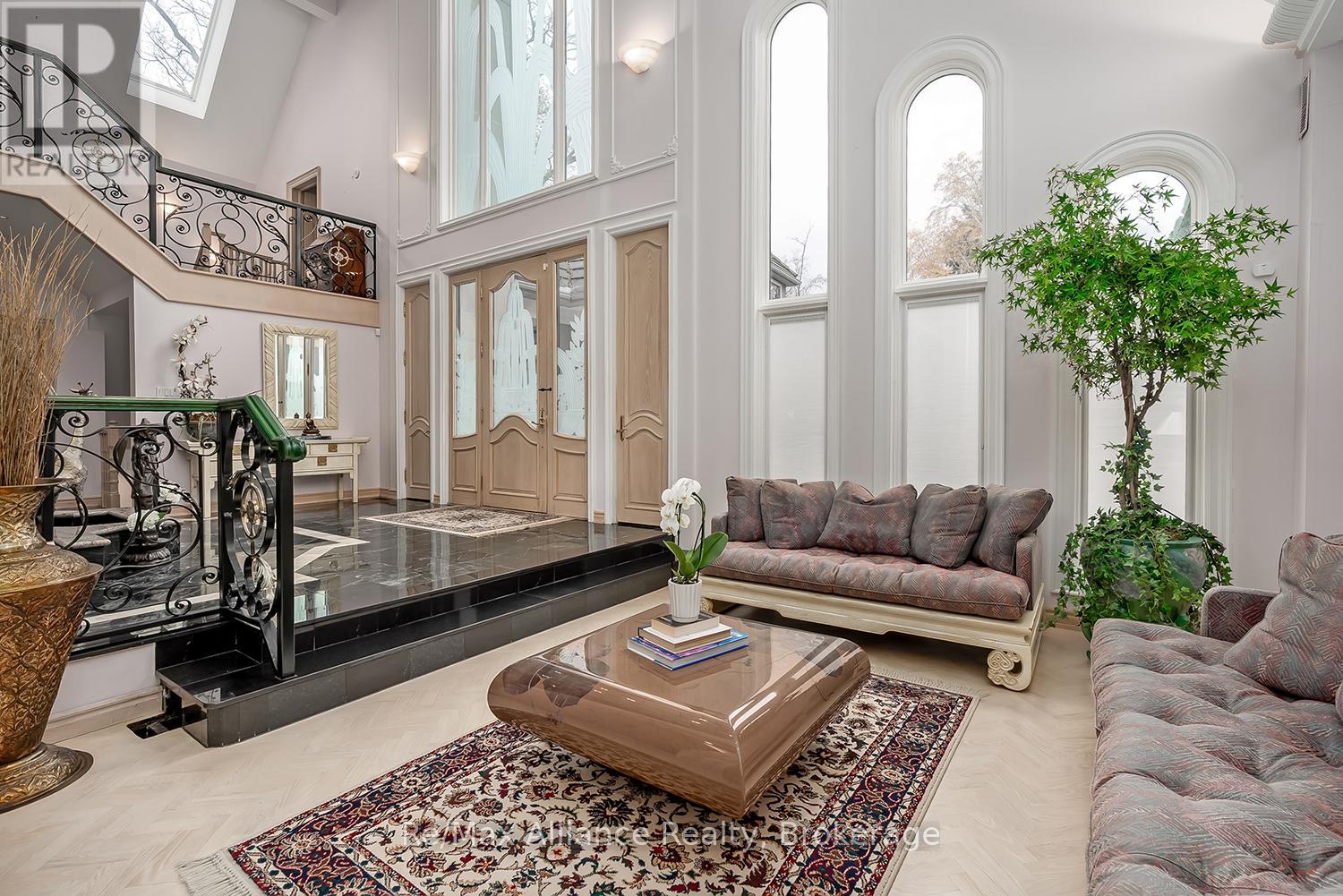 3206 SHORELINE DRIVE