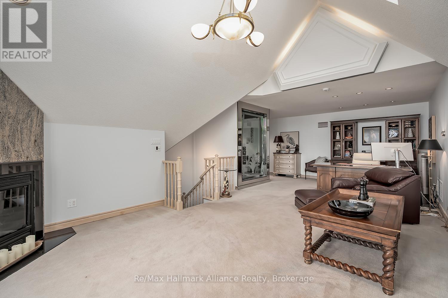 3206 SHORELINE DRIVE