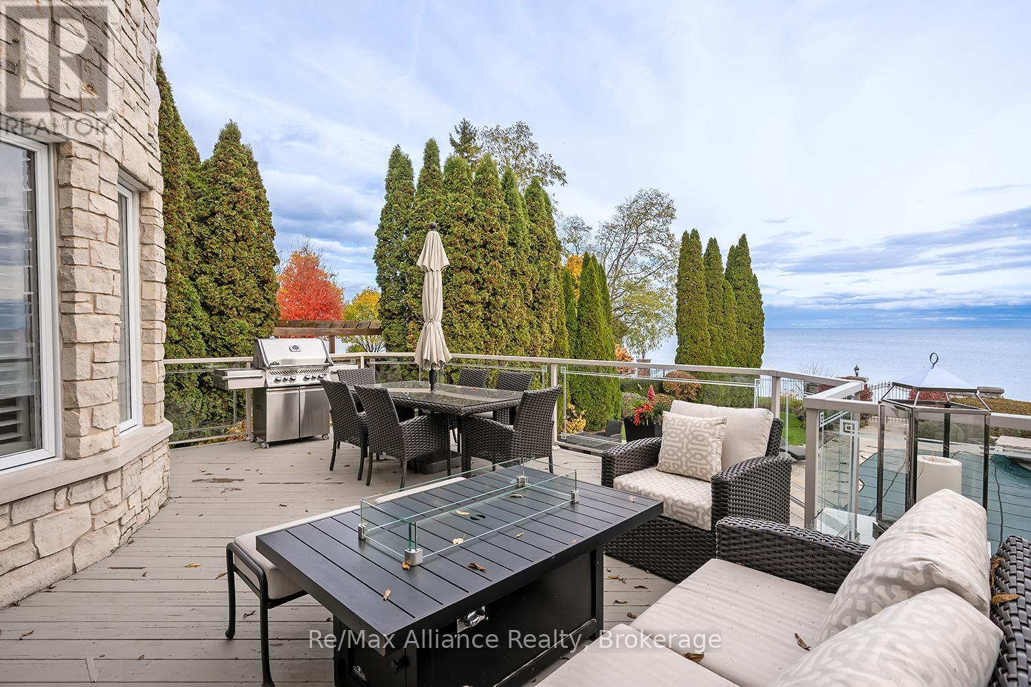 3206 SHORELINE DRIVE