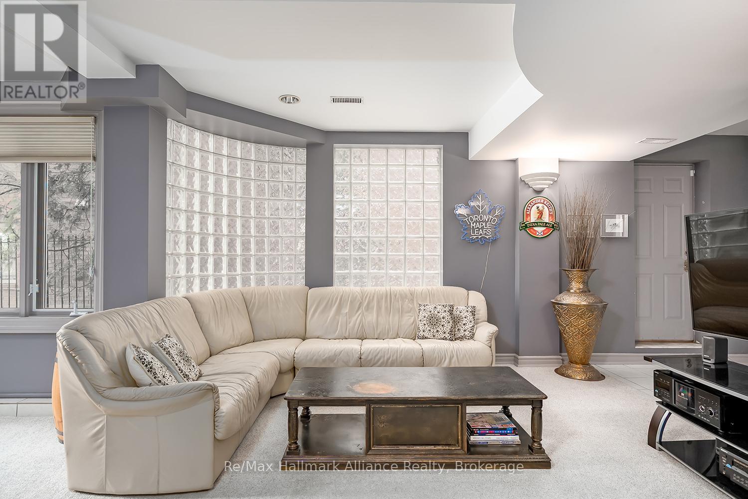 3206 SHORELINE DRIVE