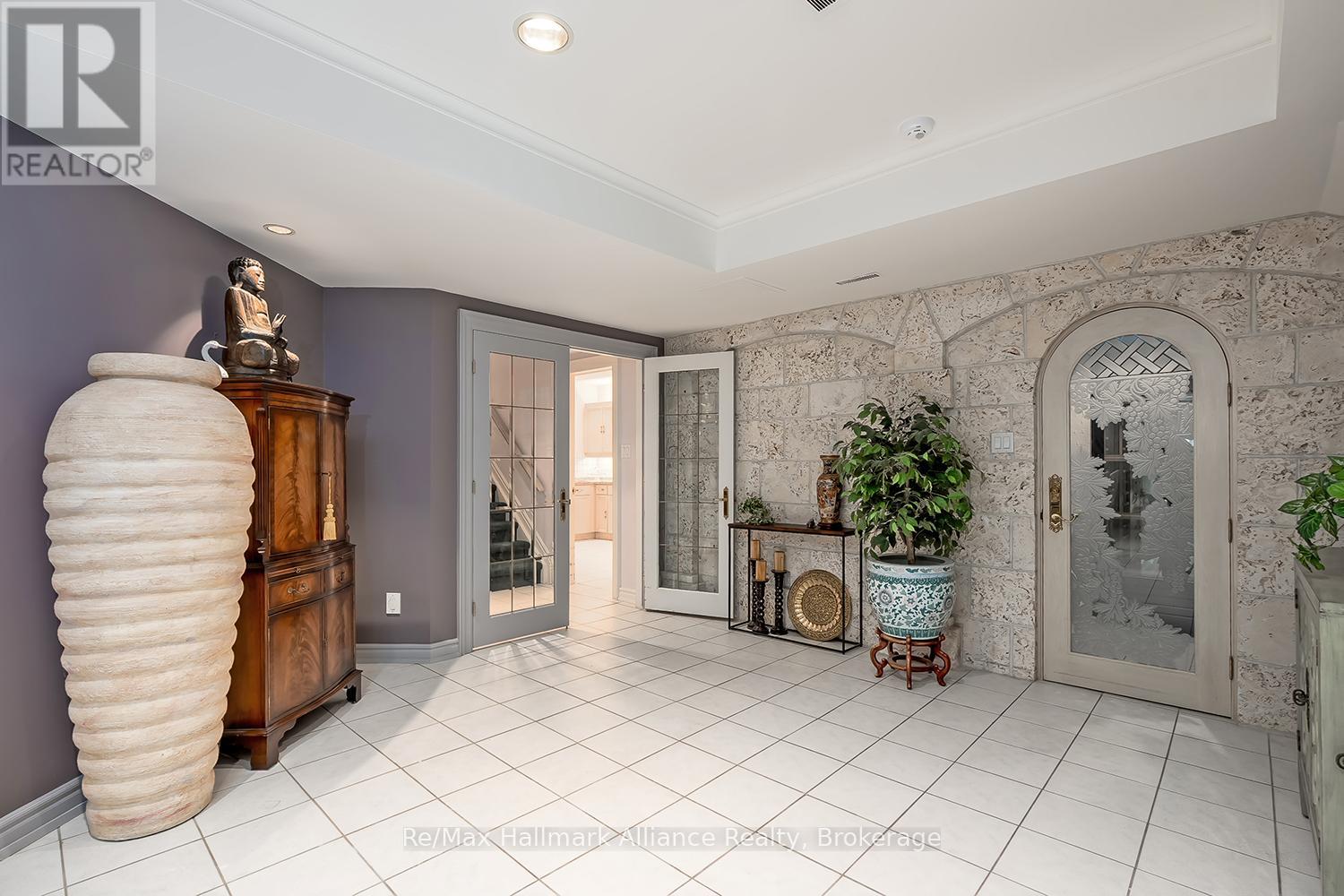 3206 SHORELINE DRIVE