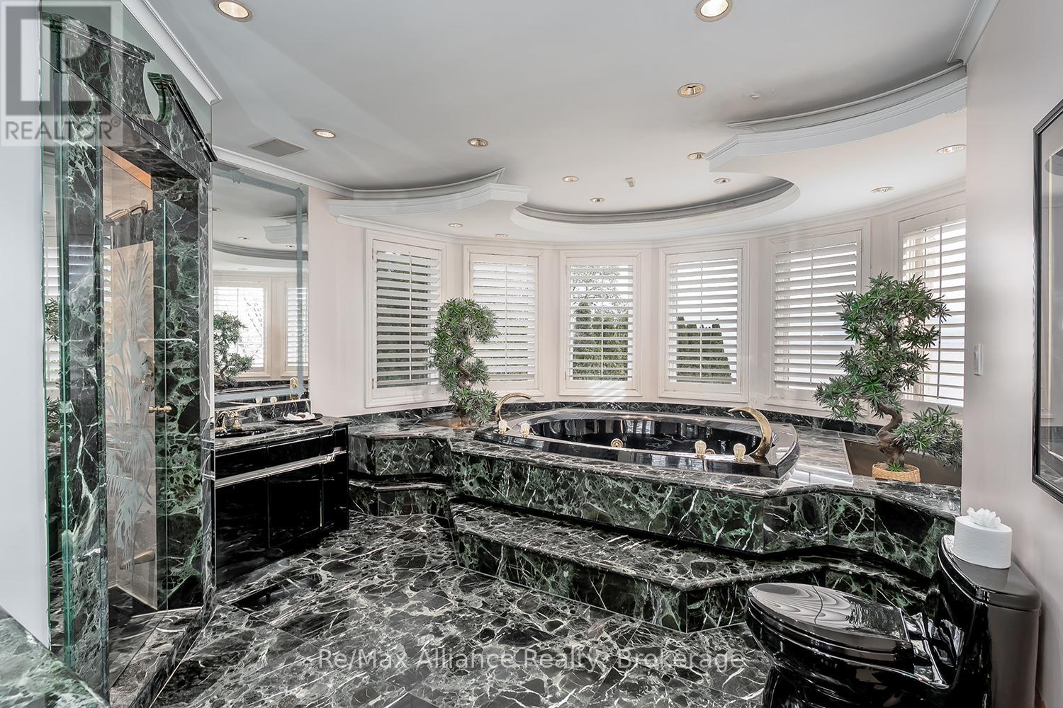 3206 SHORELINE DRIVE