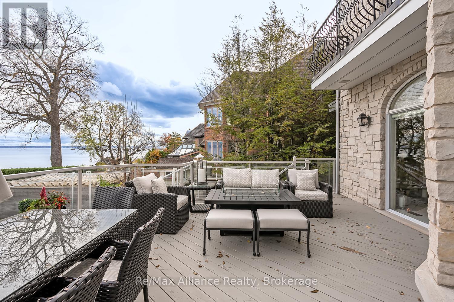 3206 SHORELINE DRIVE