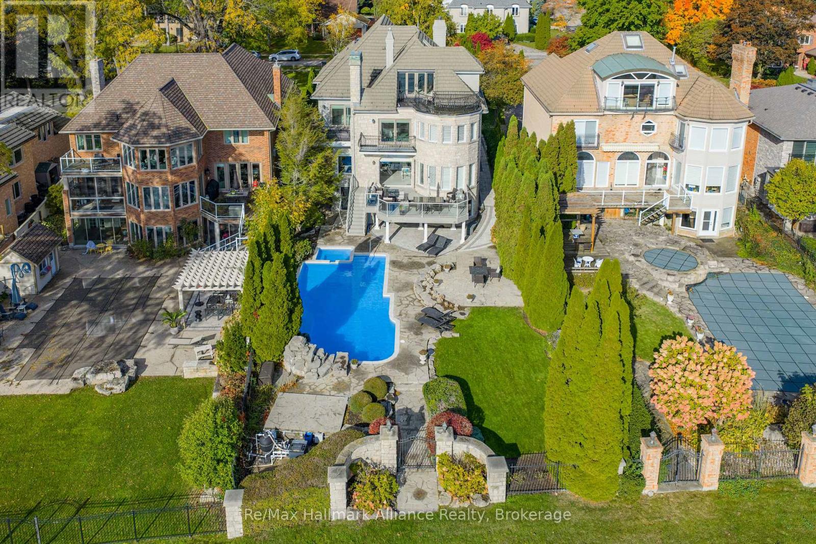 3206 SHORELINE DRIVE