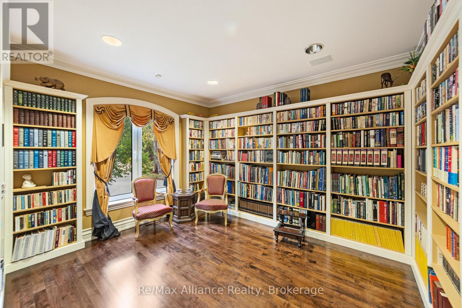 1024 LINBROOK ROAD