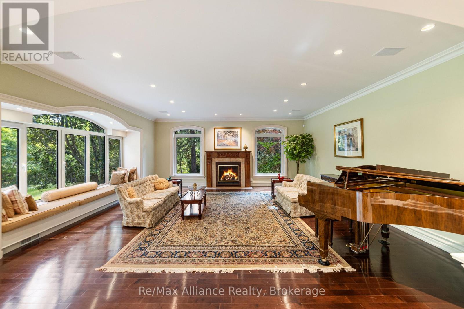 1024 LINBROOK ROAD