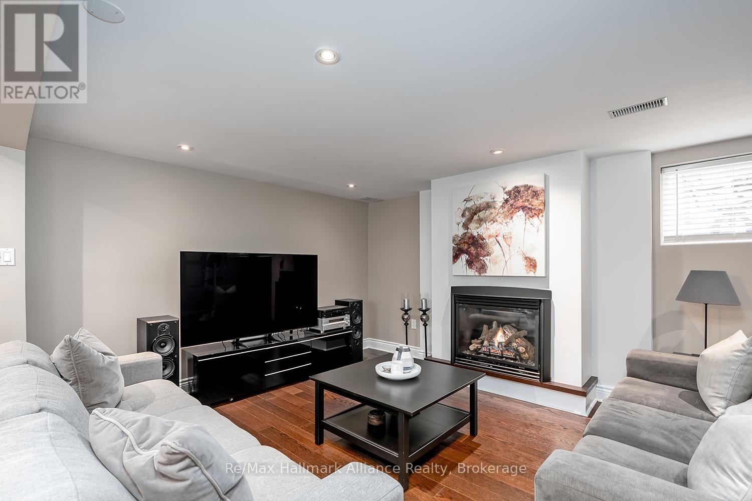 183 WESTMINSTER DRIVE