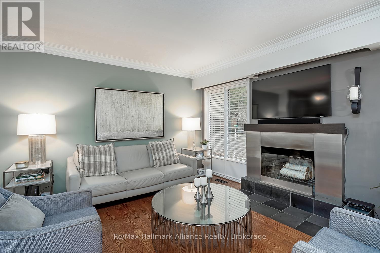 183 WESTMINSTER DRIVE