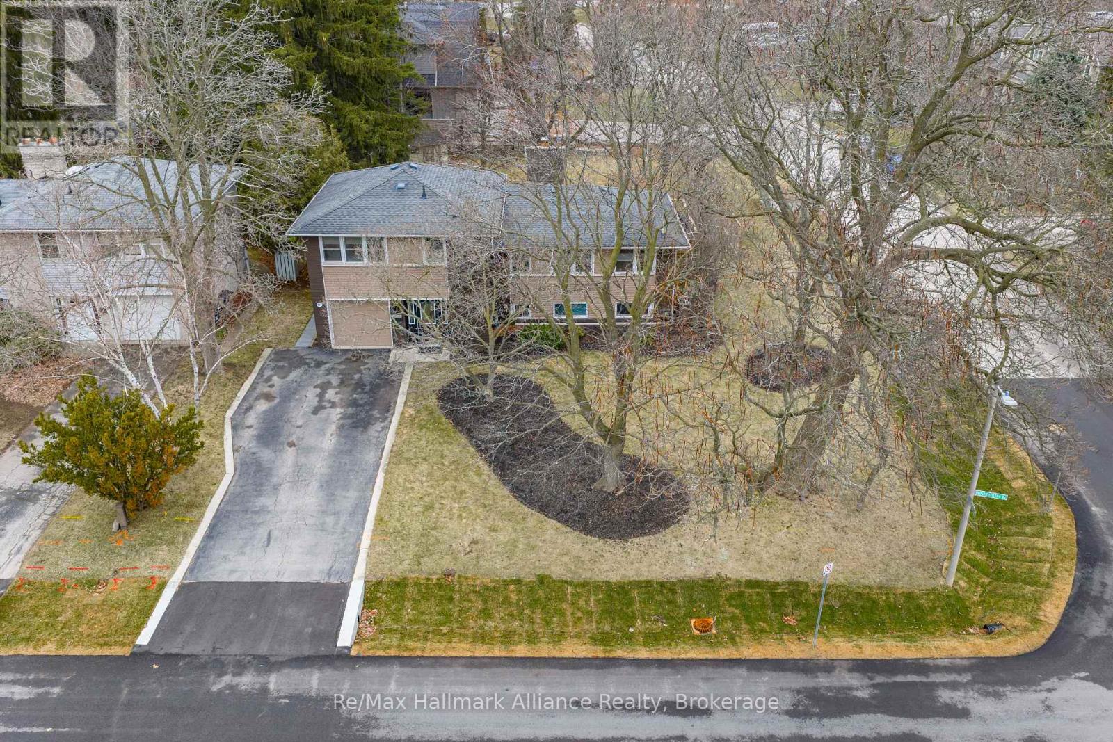 183 WESTMINSTER DRIVE