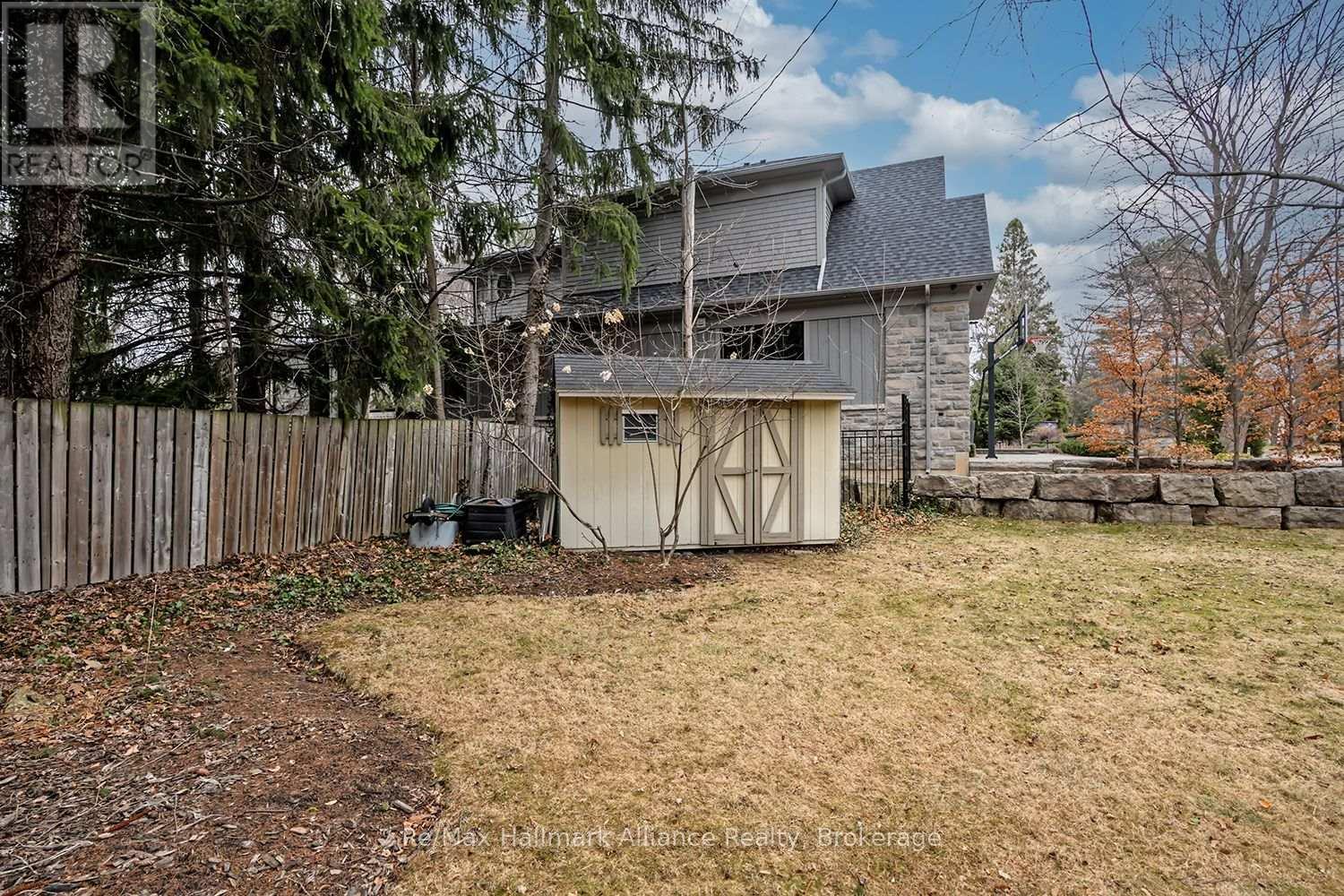 183 WESTMINSTER DRIVE