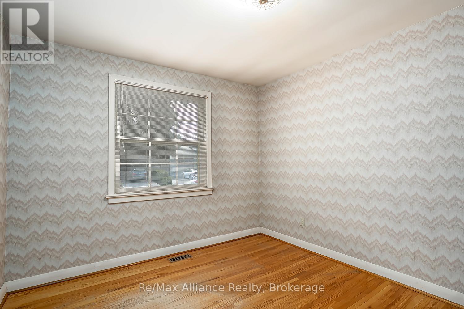 283 SPRUCE STREET