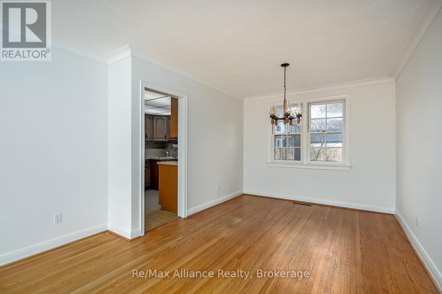 283 SPRUCE STREET