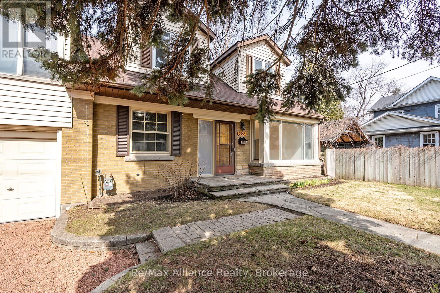 283 SPRUCE STREET