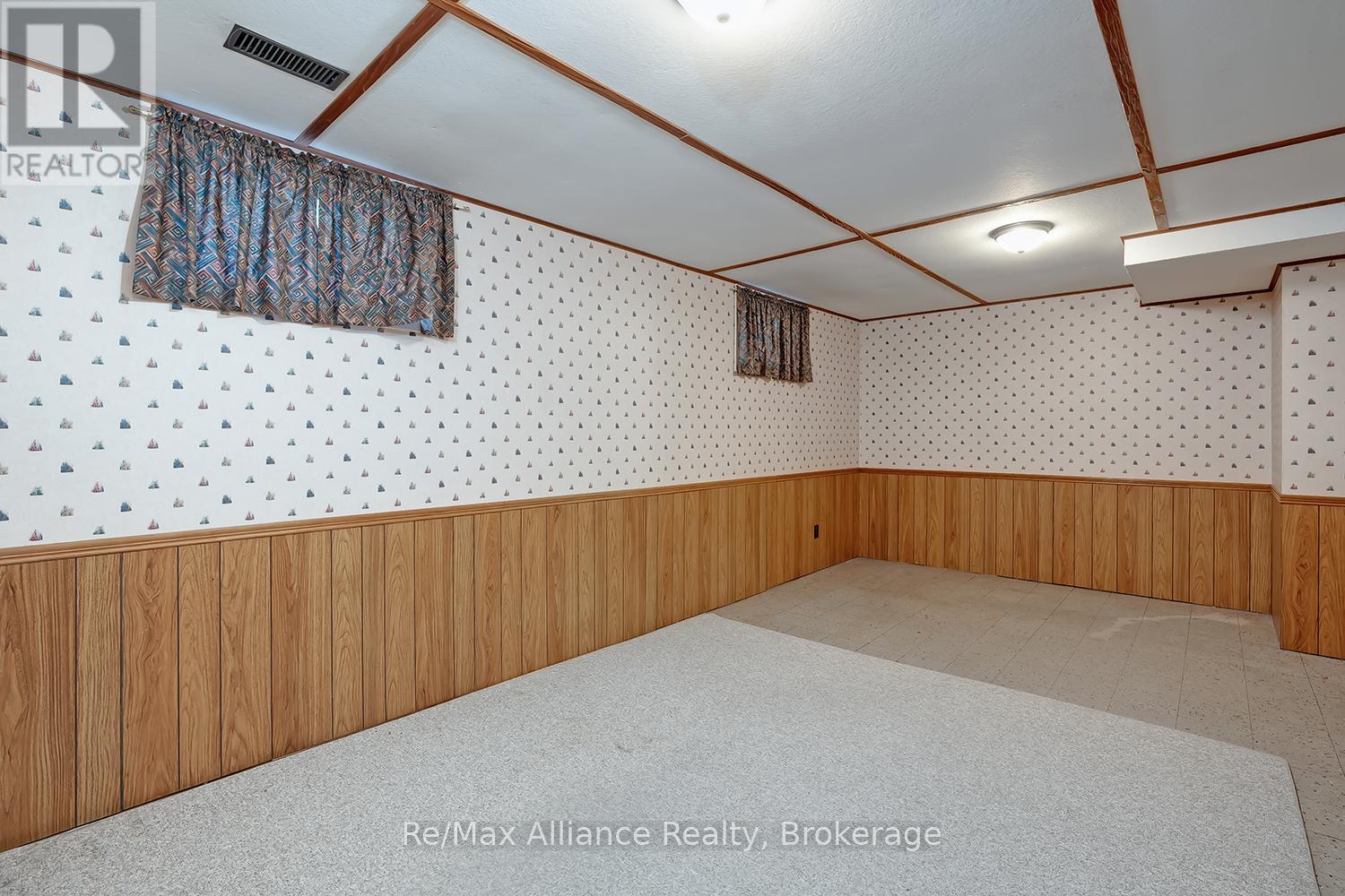 283 SPRUCE STREET