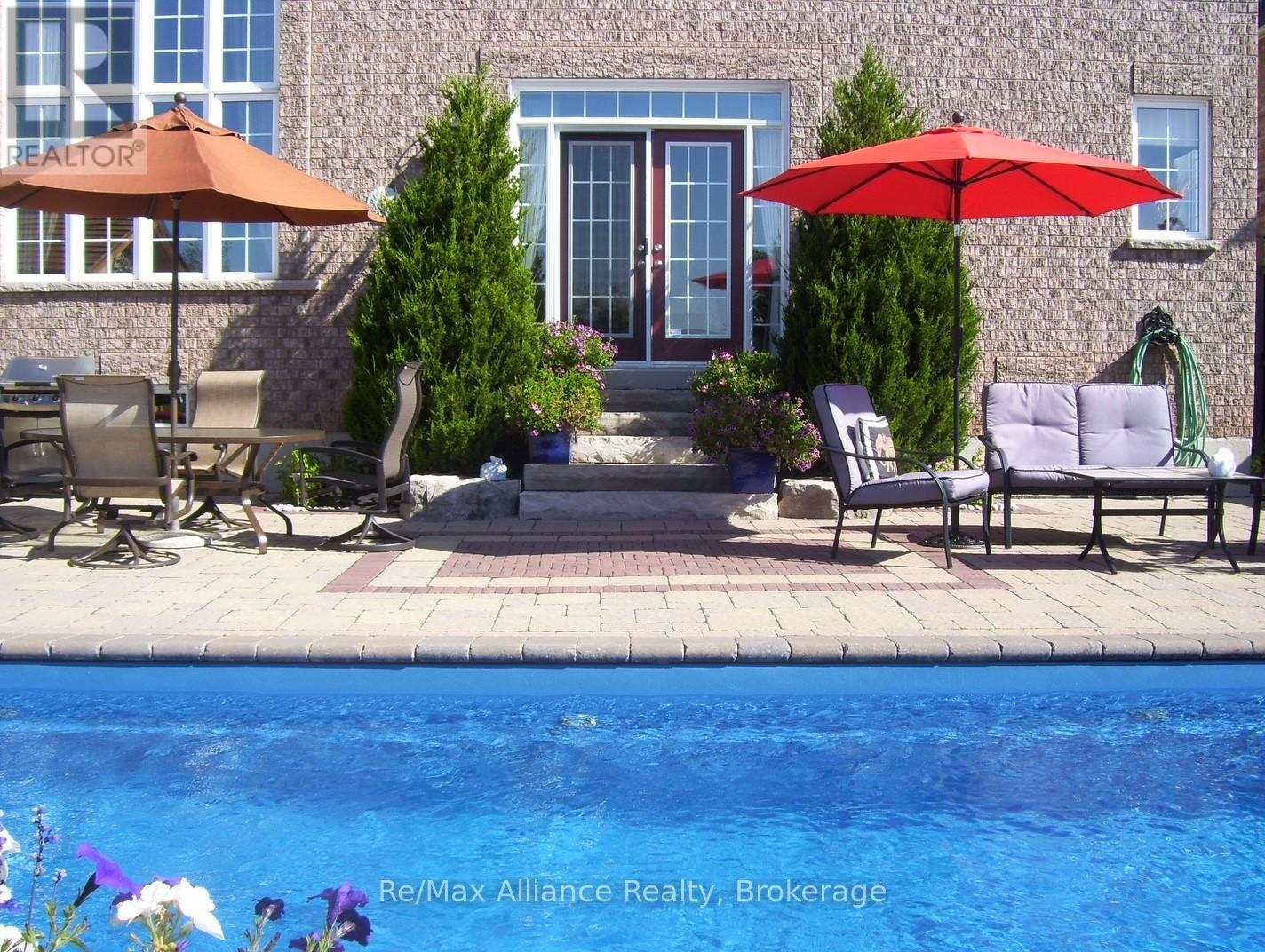 2489 WHISTLING SPRINGS CRESCENT