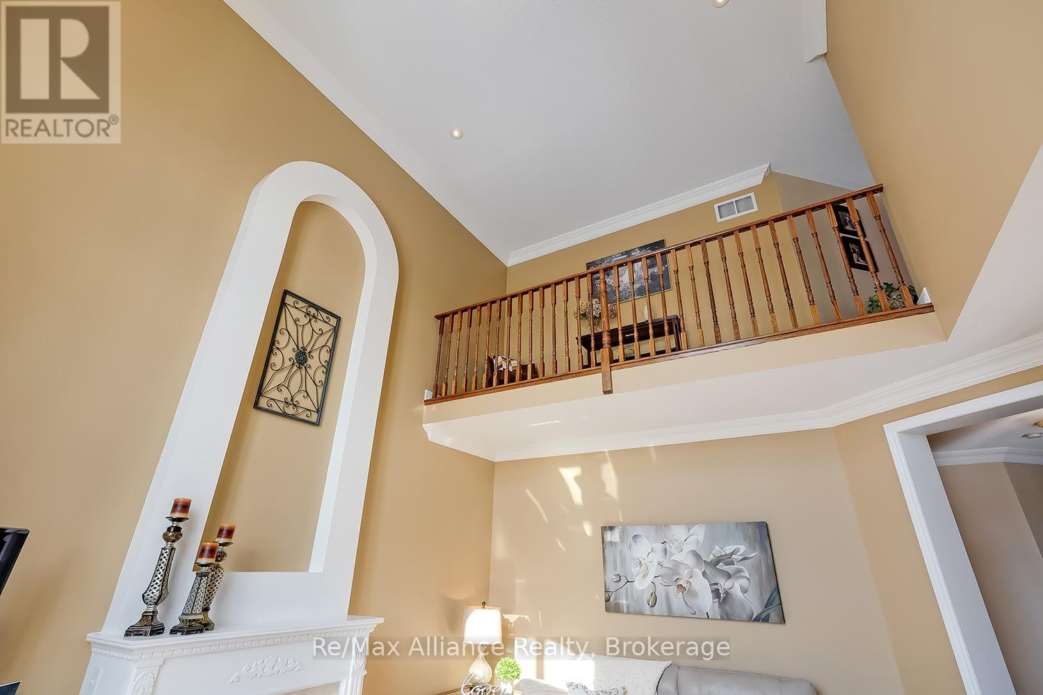 2489 WHISTLING SPRINGS CRESCENT
