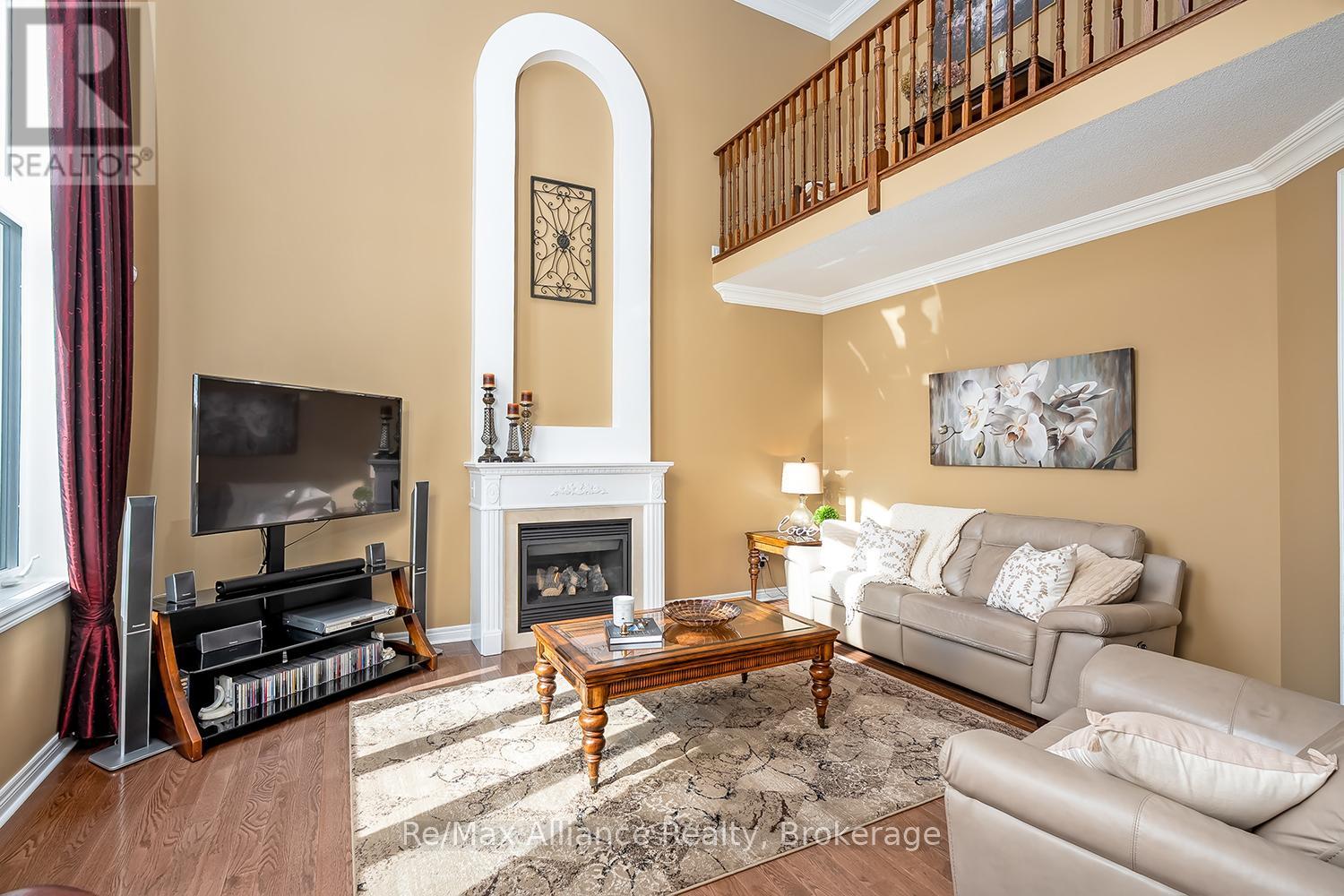 2489 WHISTLING SPRINGS CRESCENT