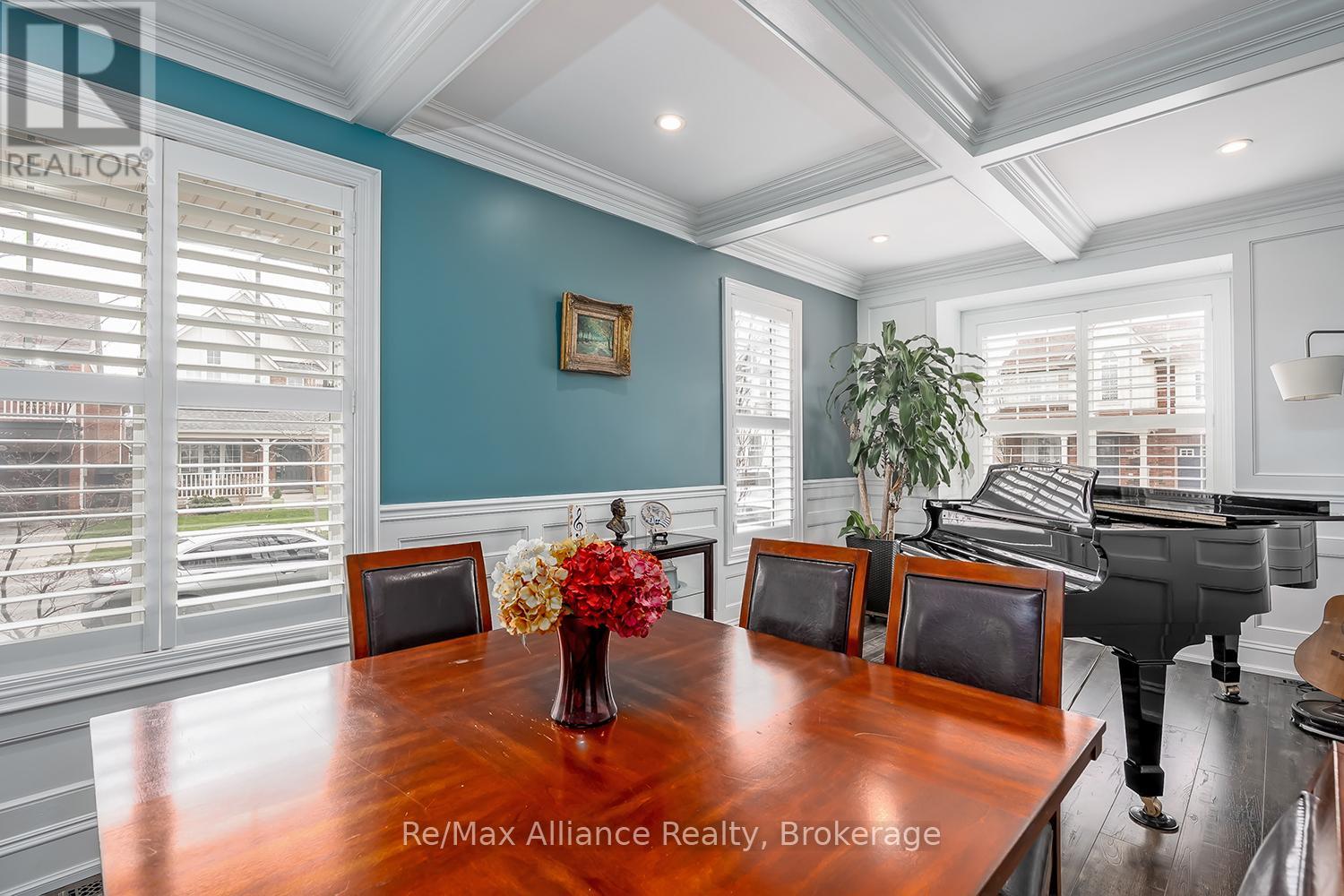 1246 ROBSON CRESCENT