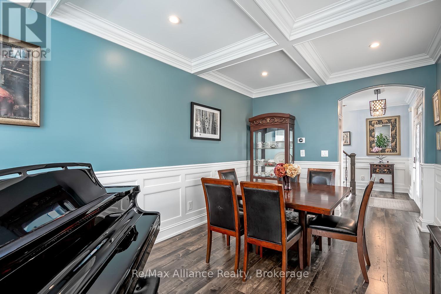1246 ROBSON CRESCENT
