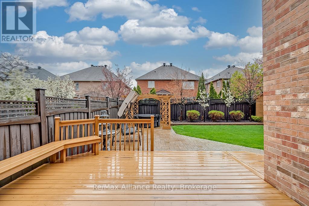 1527 ARROWHEAD ROAD