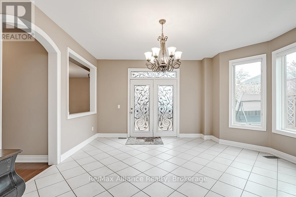 1527 ARROWHEAD ROAD