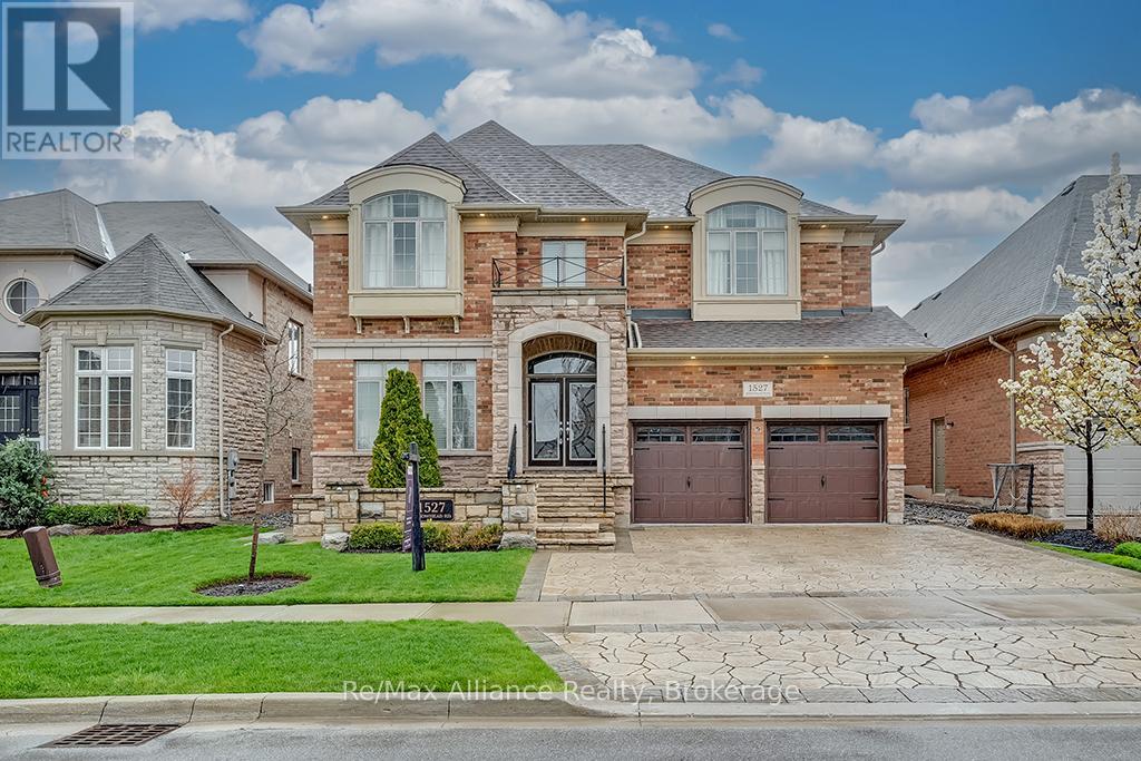 1527 ARROWHEAD ROAD