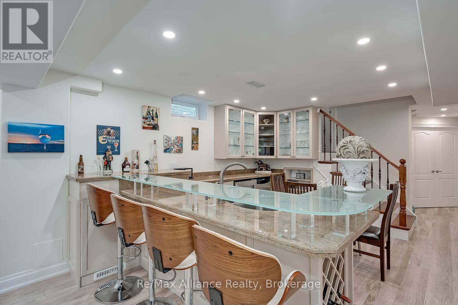 203 BURLOAK DRIVE