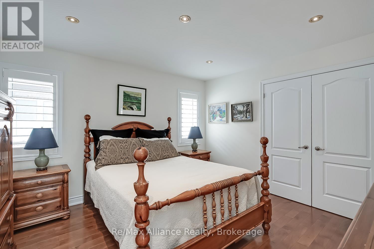203 BURLOAK DRIVE