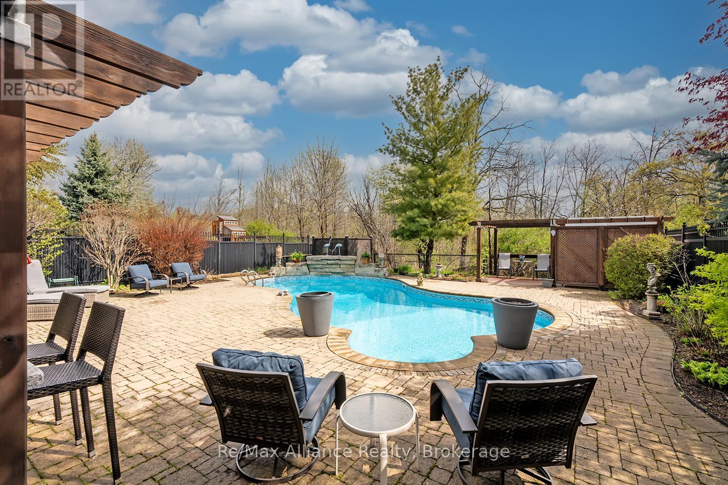 203 BURLOAK DRIVE