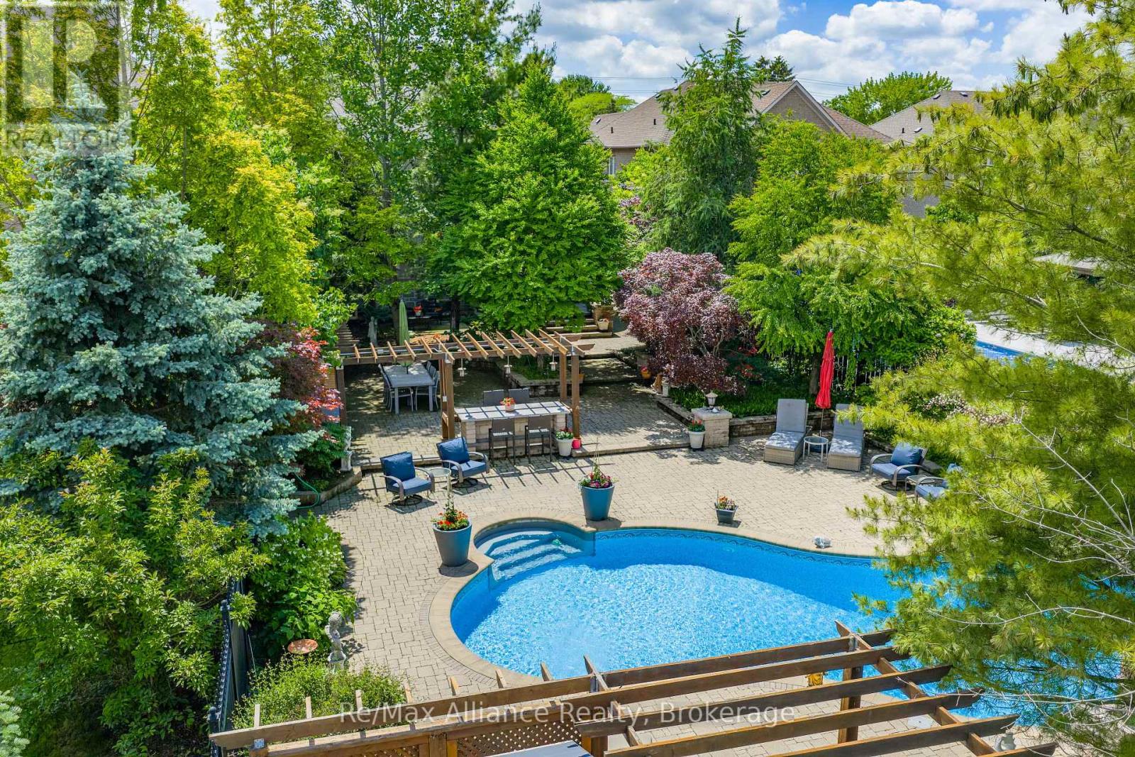 203 BURLOAK DRIVE