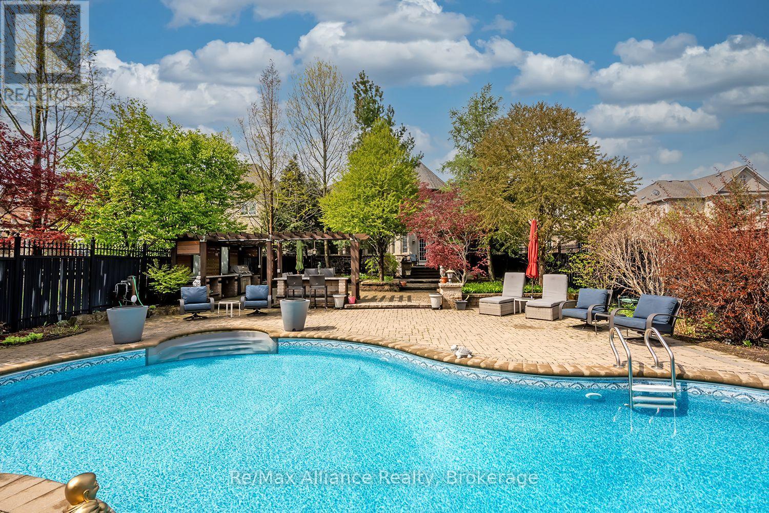 203 BURLOAK DRIVE